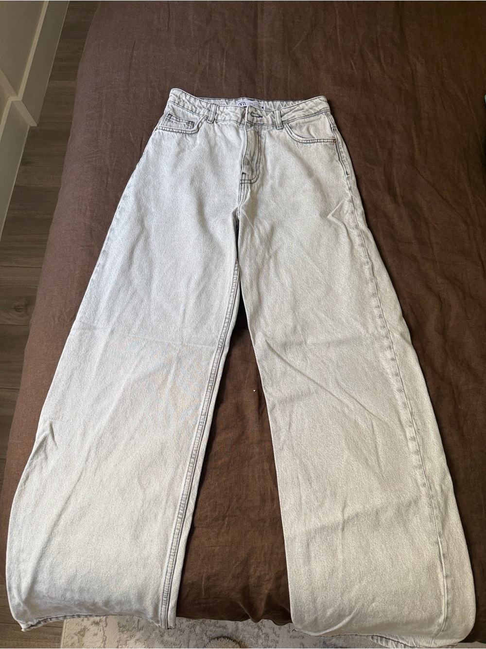 Zara Light Gray Wide-Leg Jeans - Picture 3 of 3